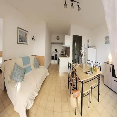 Daire For 4 People Le Grau-du-Roi